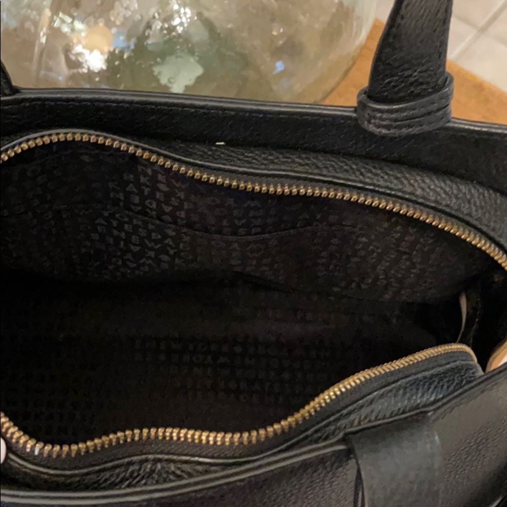 Kate Spade Purse - Picture 5 of 8